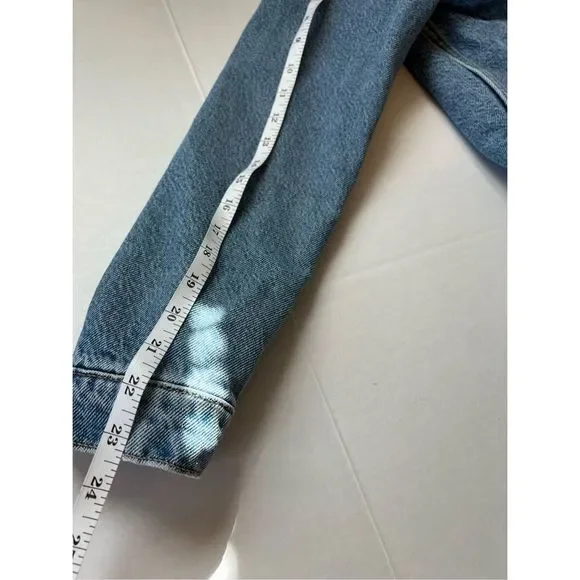 Levi's Women's Original Sherpa Trucker Jacket - Picture 9 of 9